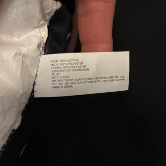 Cheers Decorative pillow - Picture 3 of 4